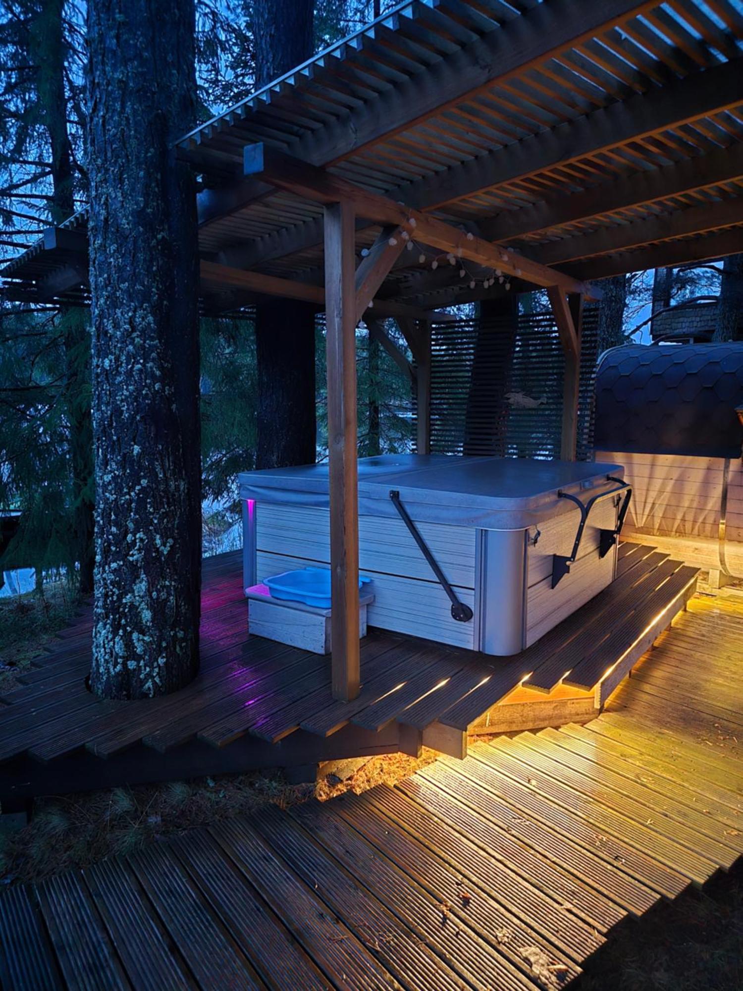 Treehouse Ciekurs Vila Dukuri Exterior foto